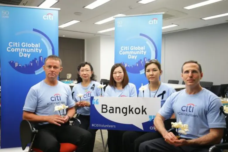 มร.ดาเรน บัคลีย์ กรรมการผู้จัดการใหญ่ ธนาคารซิตี้แบ...