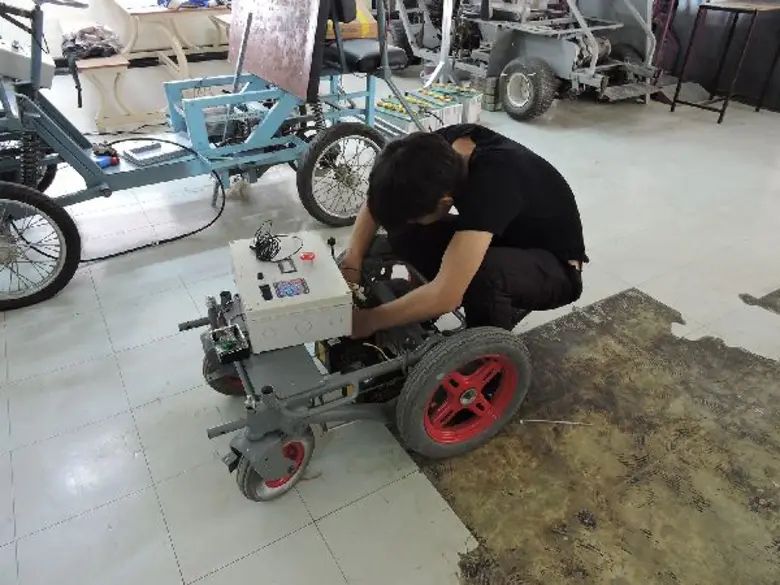 เพื่อการประดิษฐ์อุปกรณ์ที่ตอบสนองต่อความพ...