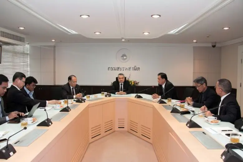 นายสมชาย พูลสวัสดิ์ อธิบดีกรมสรรพสามิต เป...