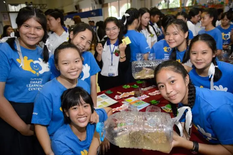 เบื้องหลังความสำเร็จการเพาะพันธุ์ผลผลิตใน “ห้องเรียนแห่งอนาคต” เมล็ดพันธุ์จากการเรียนรู้แห่งศต.ที่ 21 ในโครงการ “Samsung Smart Learning Center”