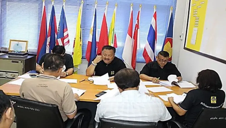 นายธนะ พรหมดวง ผู้อำนวยศูนย์ป้องกันและบรร...