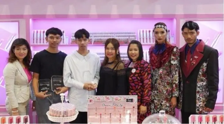 ศิริพร ตั้งธนศฤงคาร กรรมการบริหารฝ่ายการต...