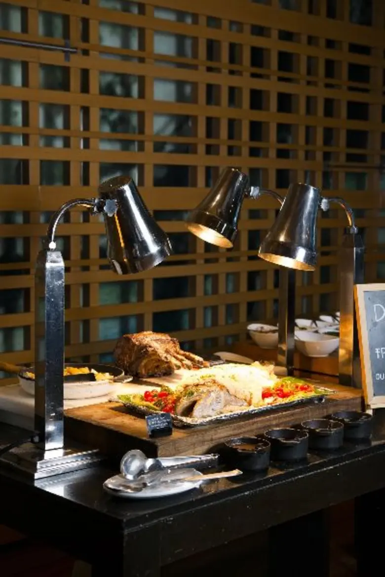 ต้อนรับวันแม่แห่งชาติด้วยบรันช์มื้อสายที่ดีที่สุด ณ ห้องอาหารเฟลเวอร์ โรงแรมเรเนซองส์ กรุงเทพฯ ราชประสงค์