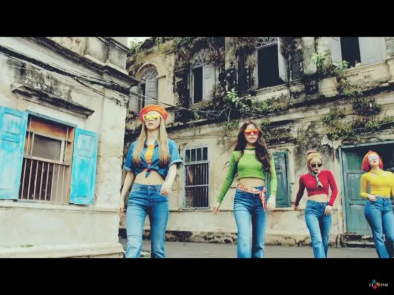 เที่ยว 5 สถานที่ถ่าย MV ย่านเจริญกรุง