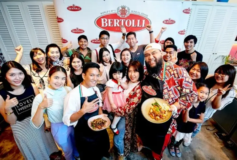 เบอร์ทอลลี่ จัดเวิร์คช็อปสอนทำอาหาร 'Mini Feast’ นำเสนอมุมมองใหม่ในการใช้น้ำมันมะกอกปรุงอาหารไทย