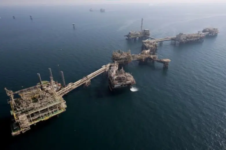 อาบูดาบี เนชั่นนัลออยล์ (ADNOC) คืบหน้า เจรจาหาพันธมิตรสัมปทานน้ำมันนอกชายฝั่ง