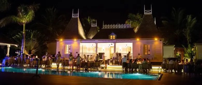 The resort and its Plantation Club Maurit...