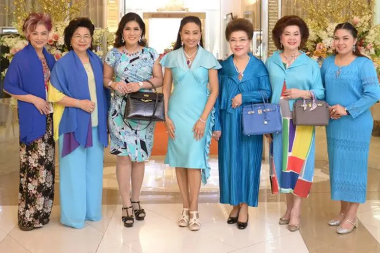 ศิรินภา สว่างล้ำ กรรมการผู้จัดการบริษัทศิ...