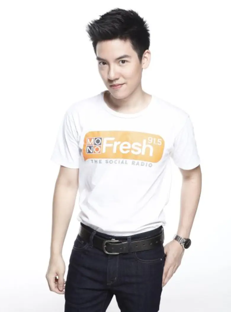 จัดกิจกรรมแจกของรางวัลอย่างต่อเนื่อง สำหร...