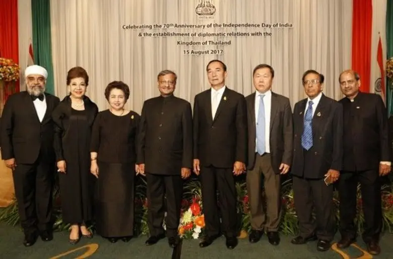 ฯพณฯ มร.บัควันต์ ซิงห์ บิชนอย (ที่ 4 จากซ...