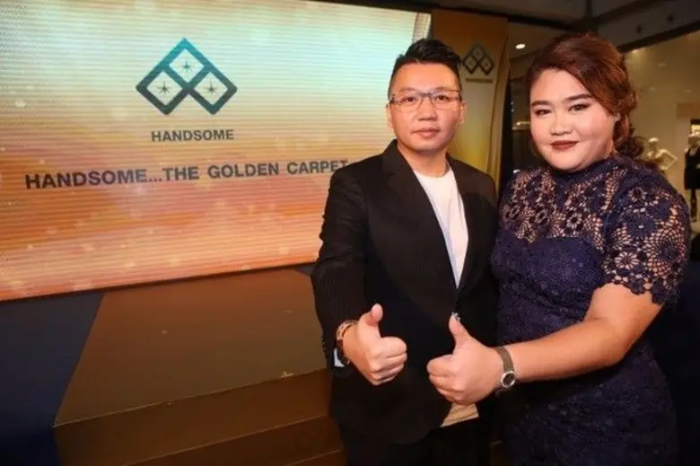 นางสาวชลลดา ทรงลำเจียก กรรมการผู้จัดการ บ...