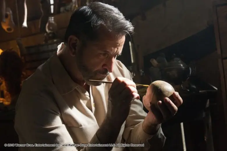 Movie Guide: "สิ่งที่หลอนที่สุด คือบางอย่างที่อยู่หลังประตูต่างหาก" ชม 3 คลิปสัมภาษณ์ผู้กำกับและนักแสดงนำจาก Annabelle: Creation - แอนนาเบลล์