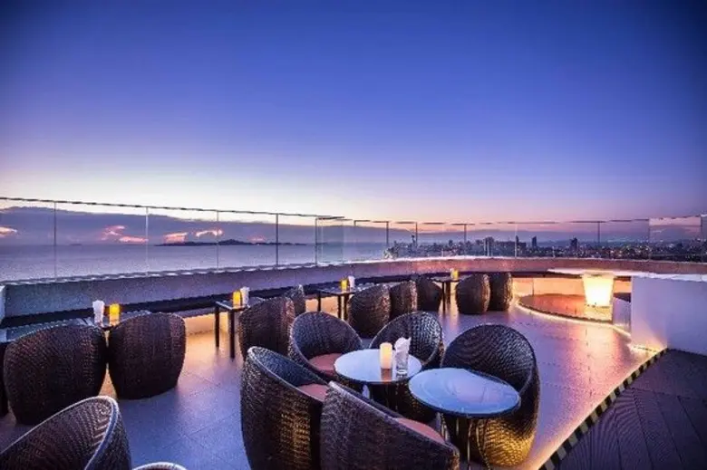 Rooftop Bar ที่ดีที่สุดในย่านจอมเทียน พัทยา