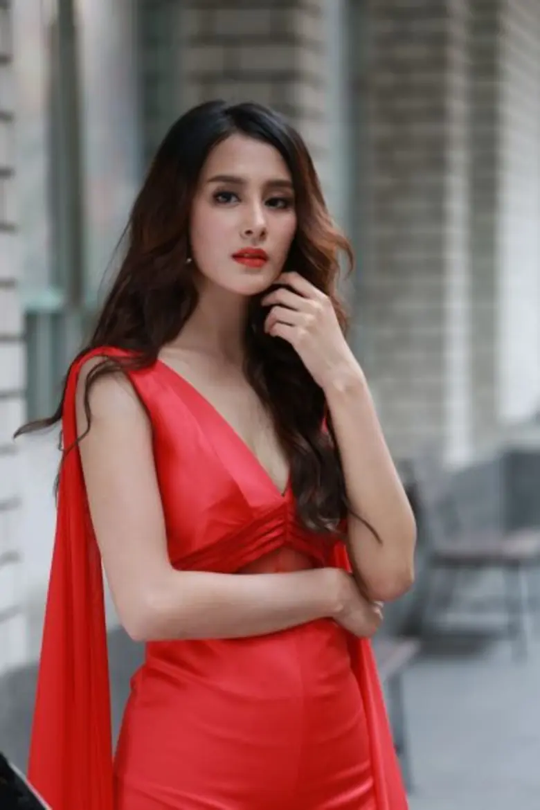 เรื่องย่อ: เจ้าสาวช่างยนต์