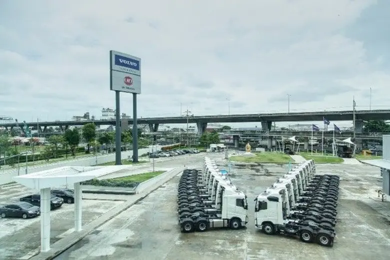 • พร้อมเข้าสู่ Logistics 4.0 เปลี่ยนรถใหม...