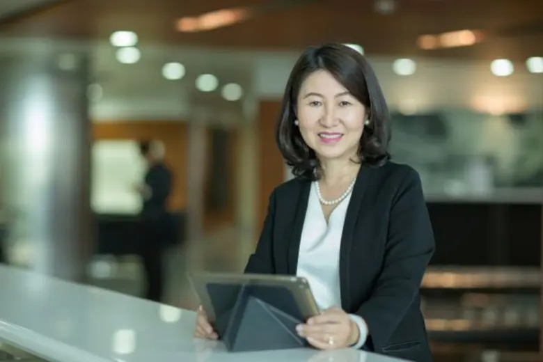 นางศิริพร นพวัฒนพงศ์ ผู้ช่วยกรรมการผู้จัด...