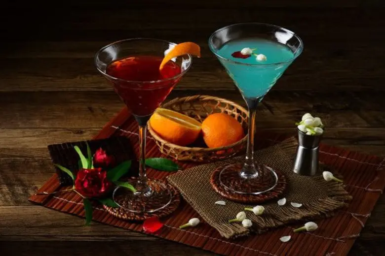 สตูดิโอ บาร์ชั้น 1 โรงแรม ปทุมวัน ปริ๊นเซ...