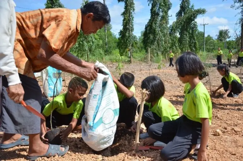 บางสะพานวันนี้...มีรอยยิ้มเพิ่มขึ้น มีควา...