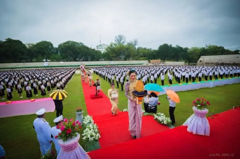 RBRU : " พิธีอัญเชิญตราพระราชลัญจกร และตราศักดิเดช " มรภ.รำไพพรรณี จันทบุรี จัดกิจกรรมเพื่อความจงรักภักดีต่อสถาบันพระมหากษัตริย์และสถาบันการศึกษา