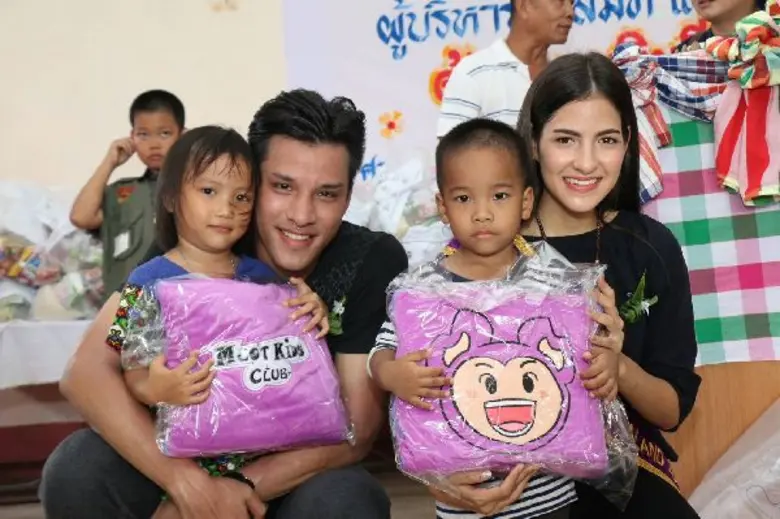 คนหน้าจอ ช่อง 9 MCOT HD นำโดย กำภู – รัชน...