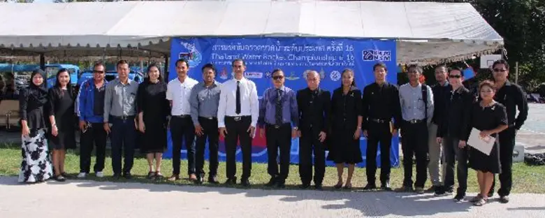 มรภ.สงขลา แข่งจรวดขวดน้ำ-เครื่องบินกระดาษพับ เปิดประสบการณ์ นร.ประถม มัธยม เรียนรู้วิทย์ใกล้ตัว