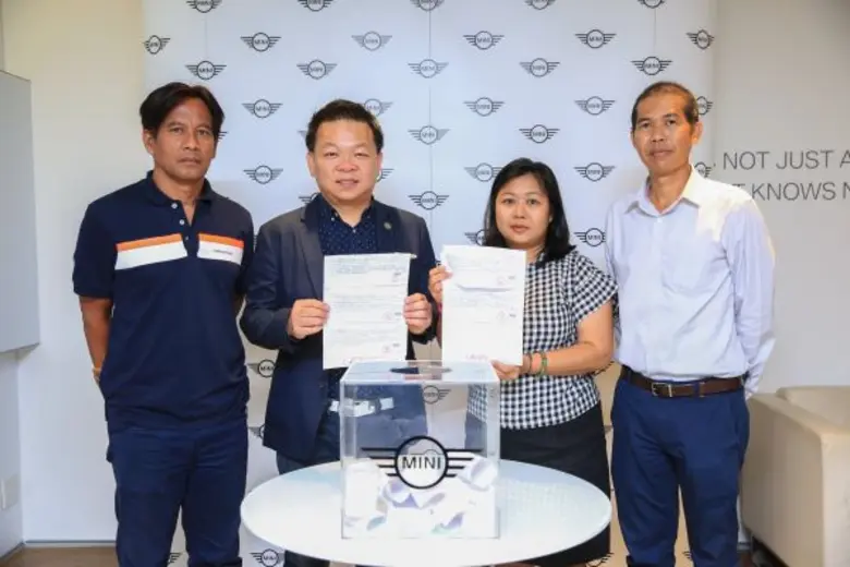 มินิ ประเทศไทย นำโดย คุณปรีชา นินาทเกียรต...