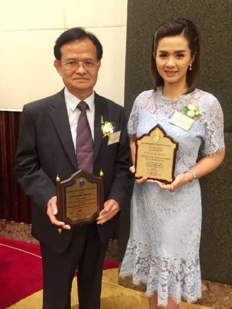 ช่อง 7 สี เดินหน้ารับโล่เกียรติคุณ และ 15 รางวัลเกียรติยศ การันตีผลงานคุณภาพในปี 2560