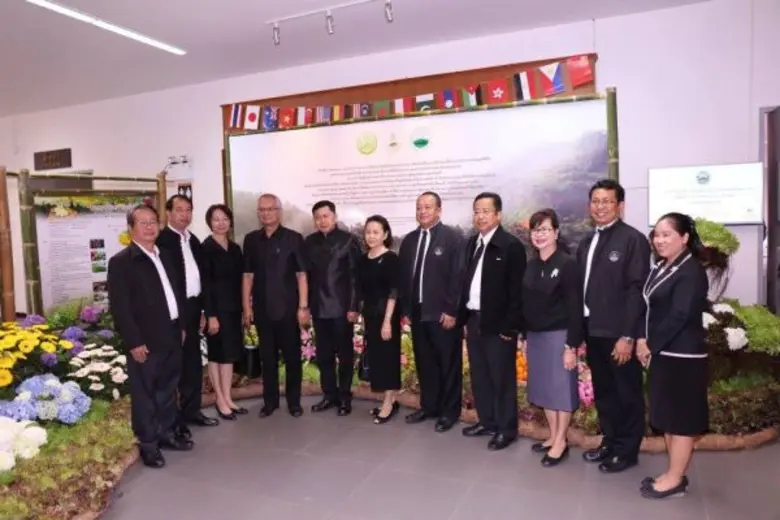 ศ.ดร.พงษ์ศักดิ์ อังกสิทธิ์ รองประธานมูลนิ...