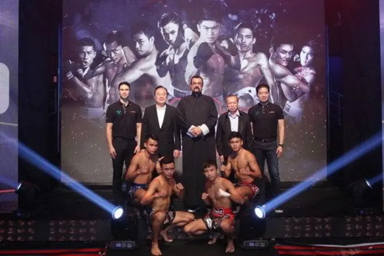 ทรูโฟร์ยู ตอบแทนแฟนมวยจัดเต็มกิจกรรม "ฉลอ...