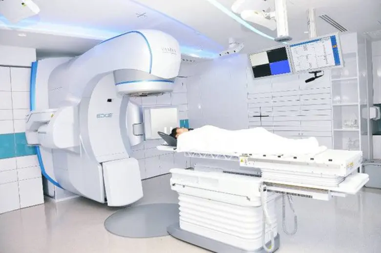 อยากให้คนไทยรู้จักเครื่องฉายรังสี EDGE มิติใหม่ในการรักษามะเร็ง