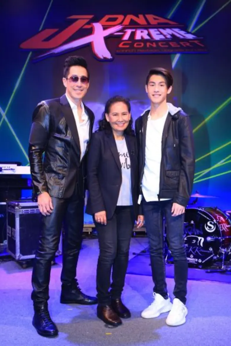 เอ-ไทม์ โชว์บิส การันตี “J-DNA X-TREME CONCERT” สนุกแบบทวีคูณ มากกว่ารีสเตจ อัพเกรดความฟิน!