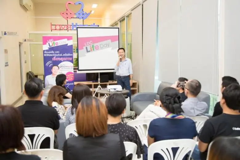 ทันตแพทย์วัฒนา ชัยวัฒน์ หรือ หมอหนึ่ง กรร...