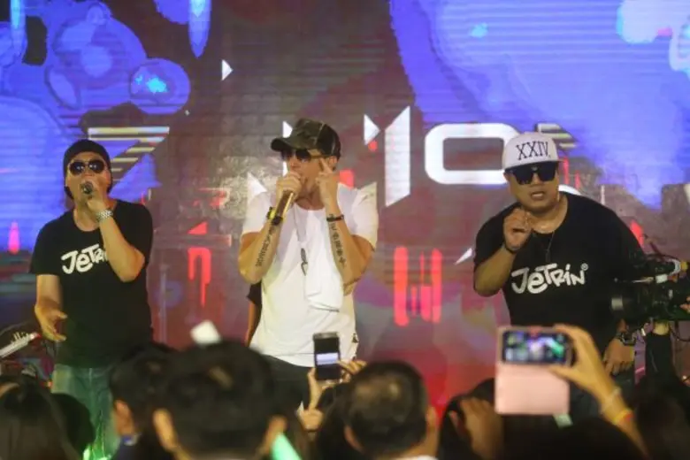 “ซิลเลี่ยน อินโนเวชั่น” ร่วมกับ “แอลมิช” สิงคโปร์ ฉลองเปิดตัวนวัตกรรมสวนกรีนวอลล์ ดึง “เจ เจตริน” ร่วมเปิดฟลอร์คอนเสิร์ตสุดมัน