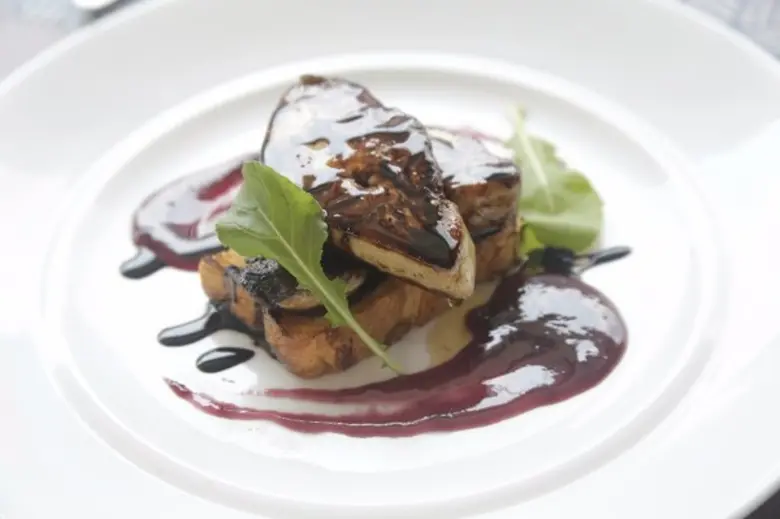 อมาญา ซันเดย์ บรันช์