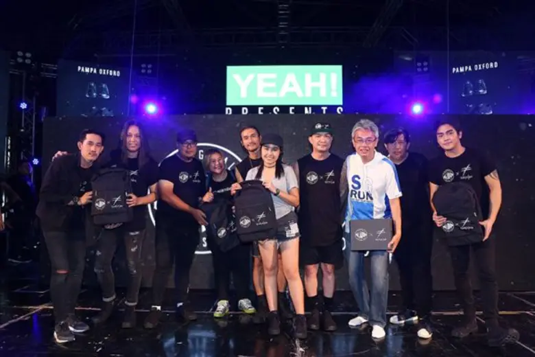 ร่วมมือกันออกแบบรองเท้า Limited Edition ร...