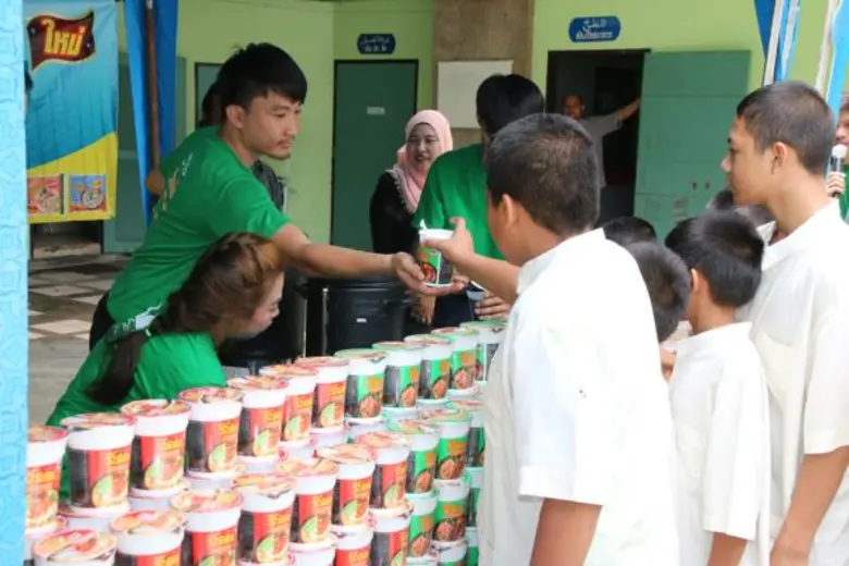ซือดะ สานสัมพันธ์พี่น้องชาวมุสลิม ร่วมทำดีตามรอยเท้าพ่อ ณ สถานสงเคราะห์ บ้านซัยยิดะฮ์ นะฟีซะฮ์ ซัมส์