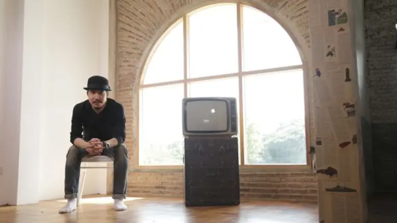 ดีเจชื่อดัง "เผือก พงศธร" ขอหลบซ่อนตัวซักพัก เพราะอะไร? ติดตามได้ใน "อิท โผล่จากนรก ทีวีสเปเชียล"