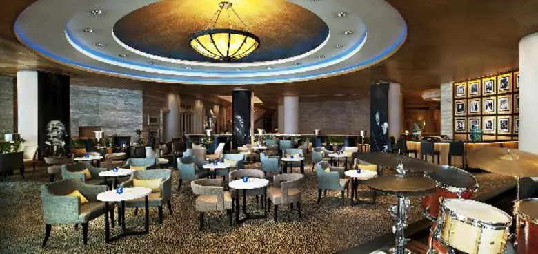 ซันเดย์ แจ๊สซี่ บรั๊นช์ ขอเชิญคุณร่วมกิจกรรมการประมูลเพื่อการกุศลครั้งที่สอง เพื่อมอบรายได้ให้แก่มูลนิธิเพื่อสนับสนุนการผ่าตัดหัวใจเด็กที่ยากไร้และด้อยโอกาส