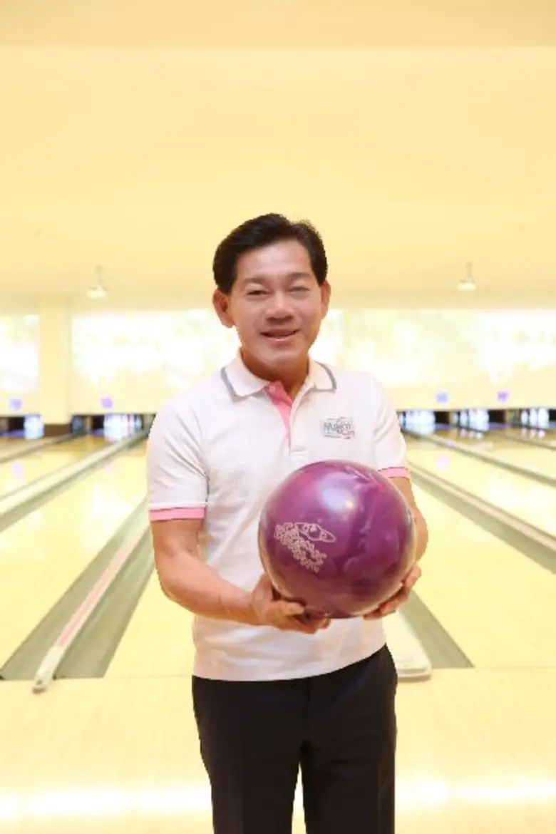 มูลนิธิ เมเจอร์ แคร์ จัดโบว์ลิ่งการกุศล “มาเติมรอยยิ้ม ให้เต็มหัวใจ” เหล่าคนดังใจบุญช่วยเติมรอยยิ้ม พร้อมมอบทุนการศึกษาให้น้อง ๆ ด้อยโอกาส