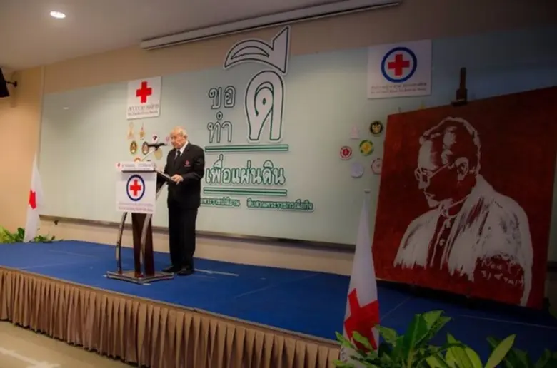 SPU : นศ.คณะบริหารธุรกิจ ม.ศรีปทุม รับมอบโล่เชิดชูเกียรติ “ขอทำดีเพื่อแผ่นดิน” ครั้งที่ 2 ตามรอยพระยุคลบาท บรมนาถบพิตร