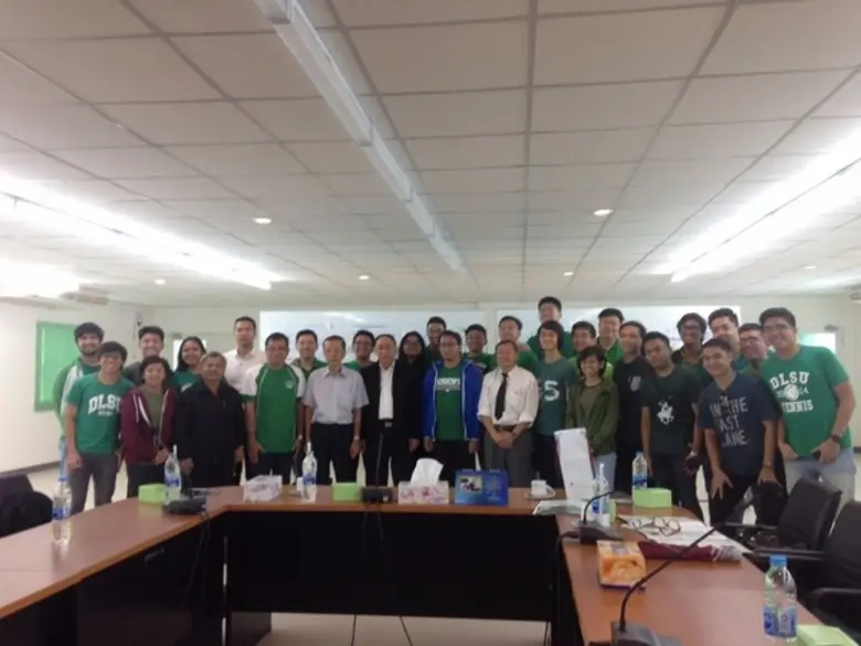 โครงการรถไฟฟ้าสายสีเขียว ช่วงหมอชิต-สะพานใหม่-คูคต ให้การต้อนรับนักศึกษา โครงการความร่วมมือทางวิชาการกับ De La Salle University ประเทศฟิลิปินส์ ภาควิชาวิศวกรรมโยธา คณะวิศวกรรมศาสตร์ จุฬาลงกรณ์มหาวิทยาลัย