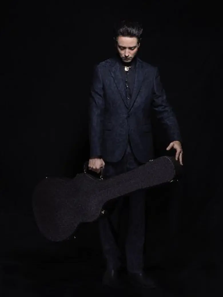 "บันไดสีแดง"ซิงเกิลชื่อสะดุดหูจากอัลบั้ม ...