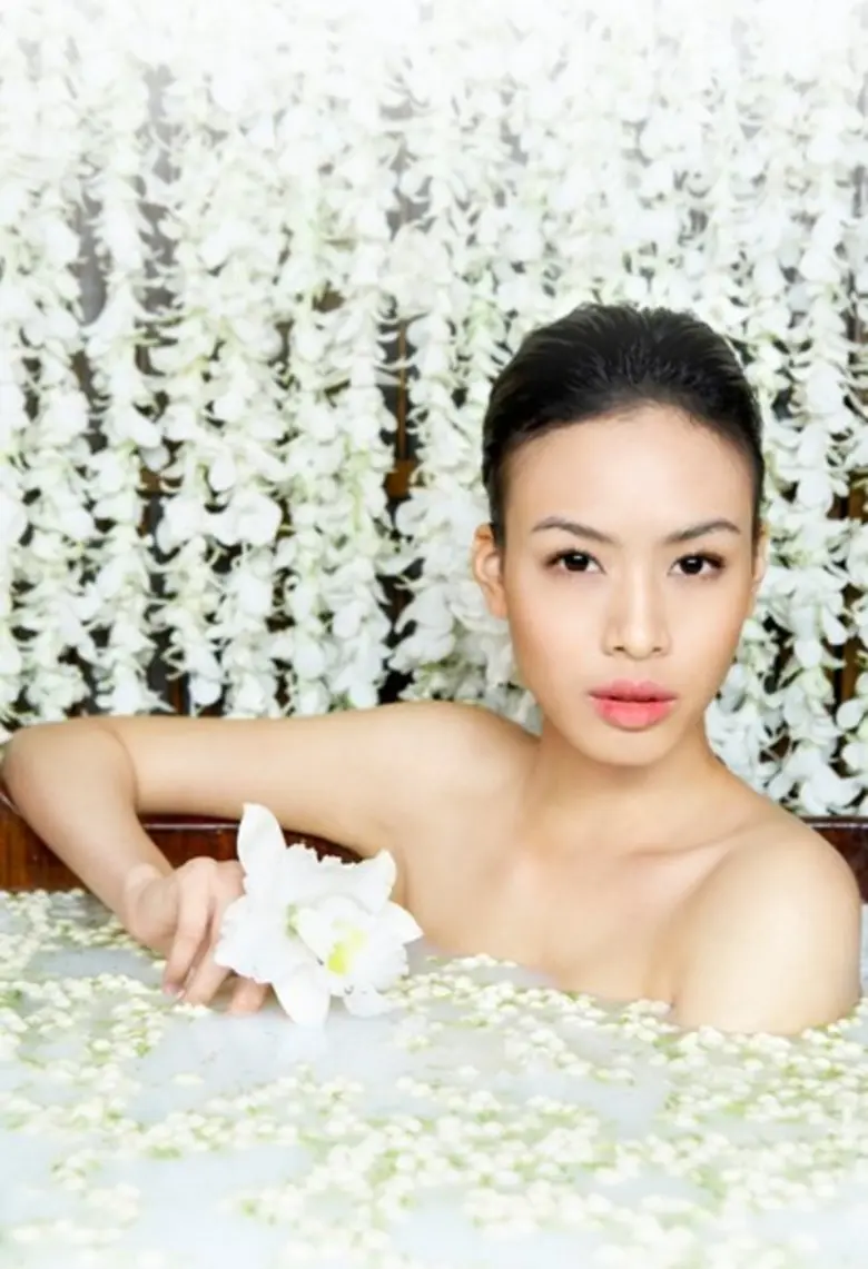 มาผ่อนคลาย เปิดรับทุกสัมผัส ที่ดีวานาสปา กับโปรแกรม White Orchid Holistic