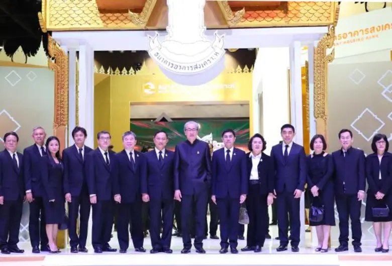 นายสมคิด จาตุศรีพิทักษ์ รองนายกรัฐมนตรี ใ...