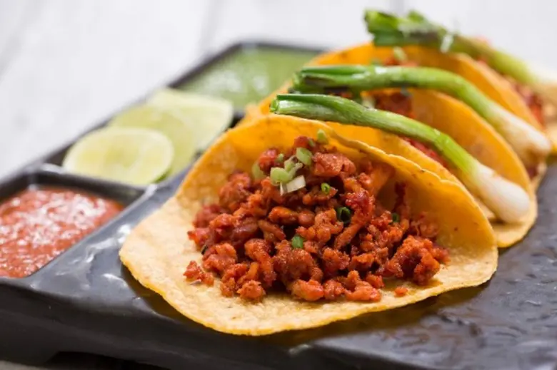 "เม็กซิกาโน่" (Mexicano) ห้องอาหารเม็กซิก...