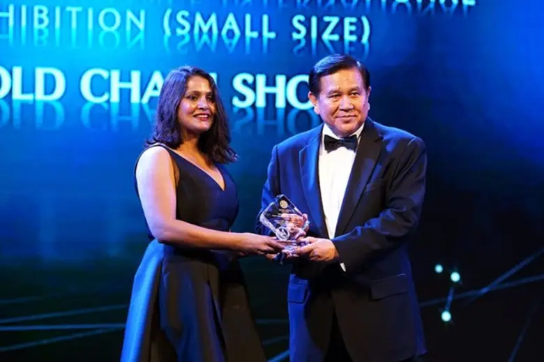 คุณ คิราน มิททัล กรรมการผู้จัดการ บริษัท ...