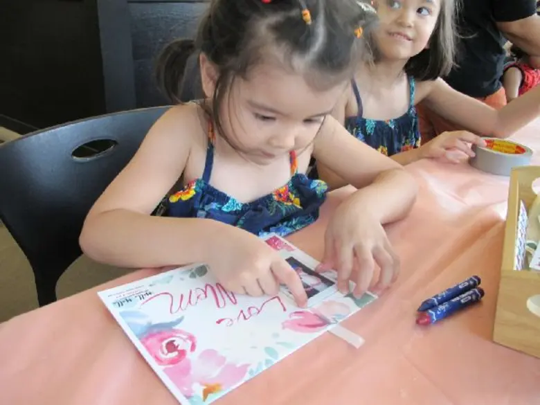 ควันหลงภาพบรรยากาศของเด็กๆและครอบครัวในช่...