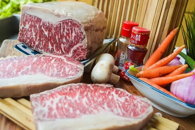 ห้องอาหารเลเทส เรซิพีขอนำเสนอบุฟเฟ่ต์มื้อ...