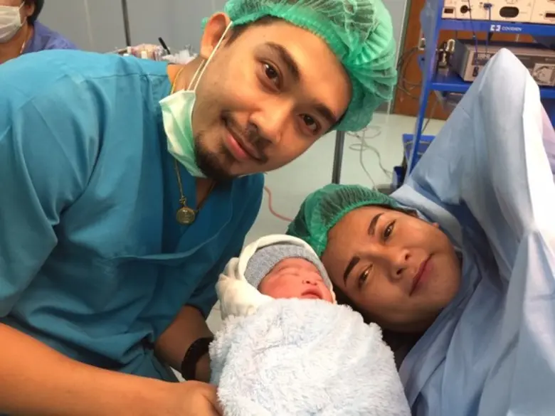 คลอดแล้วจ้า!! สำหรับนักร้องลูกทุ่งสาว แมง...