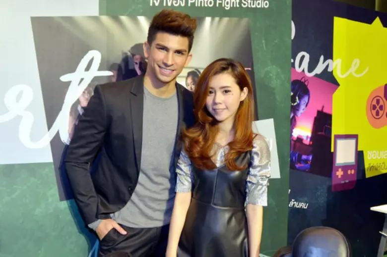 อองตวน ปินโต นักมวยไทยไฟท์ หน้าหล่อลูกครึ...